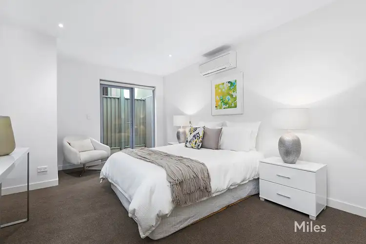 Third view of Homely apartment listing, 4/18A Ivanhoe Parade, Ivanhoe VIC 3079