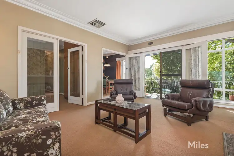 Fourth view of Homely house listing, 2 Macleod Parade, Macleod VIC 3085