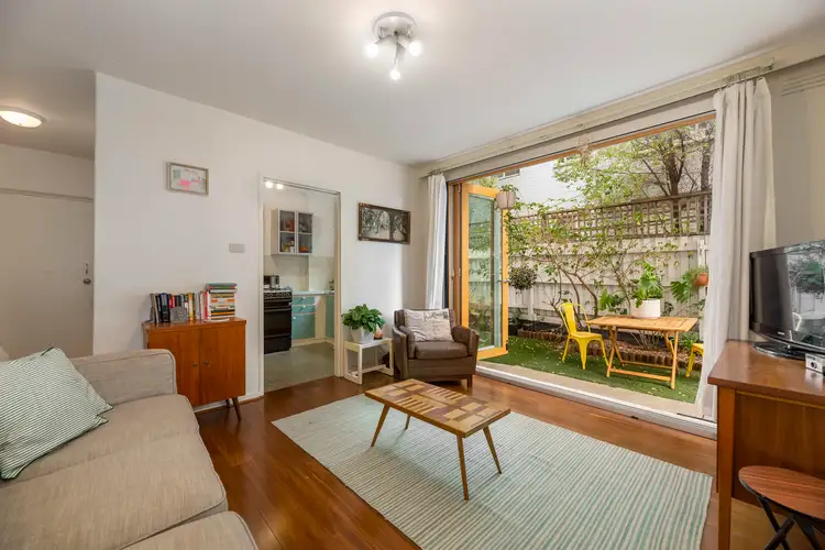 2/48 Woolton Avenue, Thornbury VIC 3071