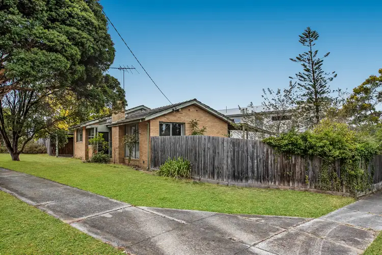 4 Wallabah Street, Mount Waverley VIC 3149