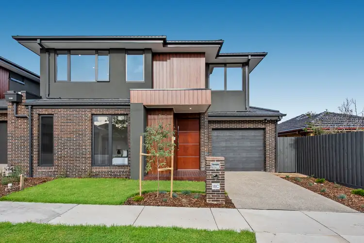 18C Irving Street, Mount Waverley VIC 3149