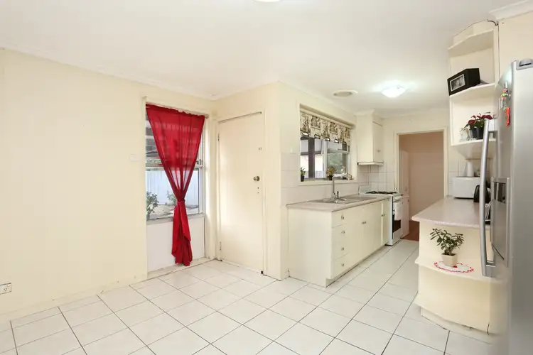 Fifth view of Homely house listing, 31 Tatura Crescent, Broadmeadows VIC 3047