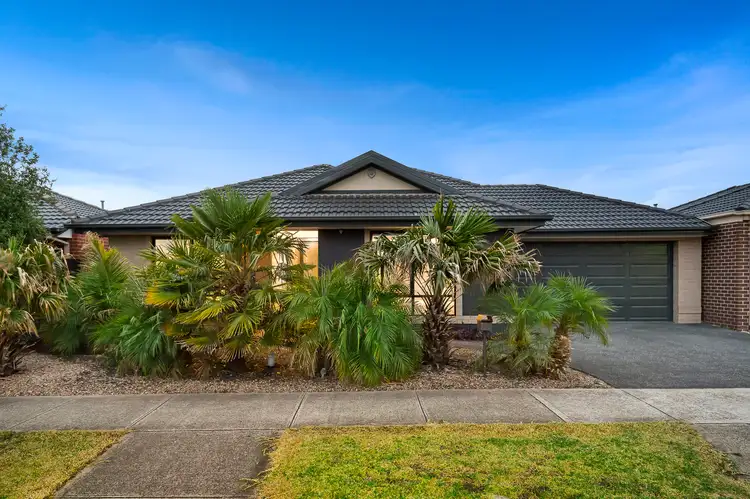 10 Breakwater Drive, Doreen VIC 3754