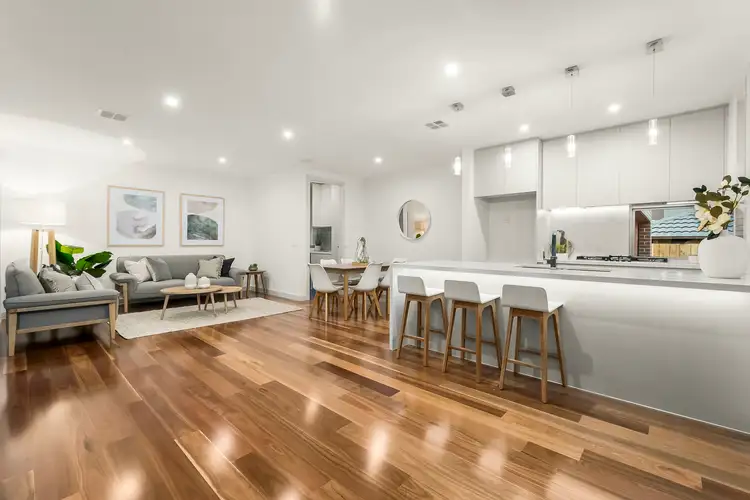 3/12 Grevillea Road, Doncaster East VIC 3109