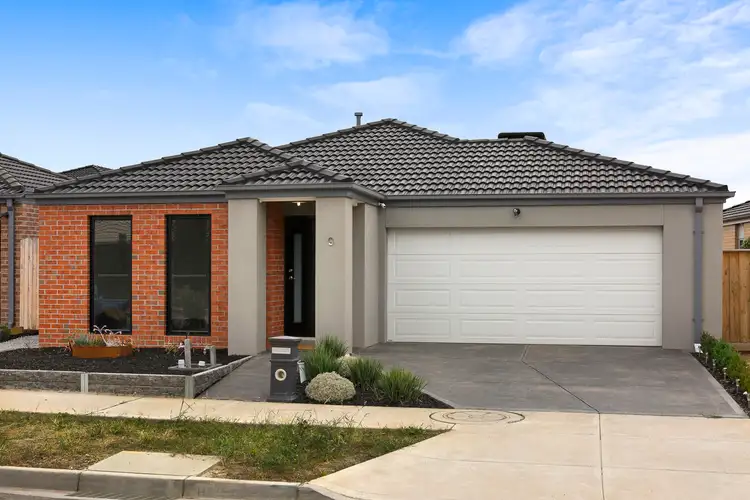 9 Burwood Street, Mickleham VIC 3064