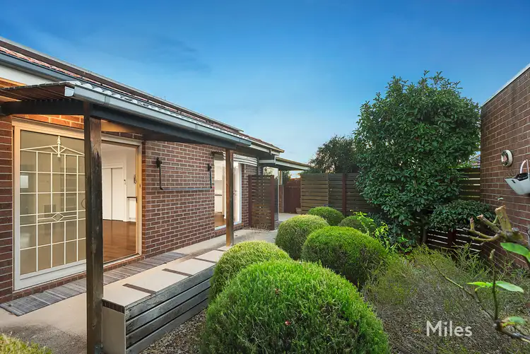 9A Mary Avenue, Heidelberg Heights VIC 3081