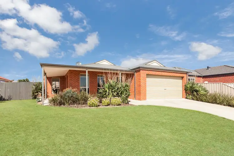 7 Francis Court, Kilmore VIC 3764