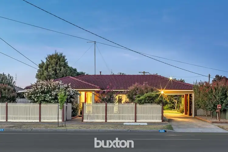 220 Greenhalghs Road, Delacombe VIC 3356