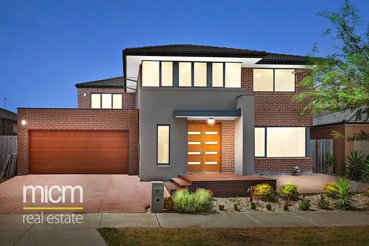 27 Heatherbell Avenue, Point Cook VIC 3030