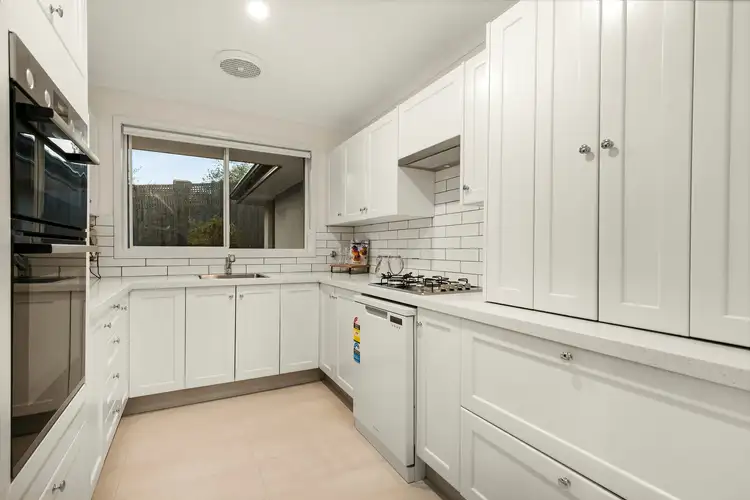 Fourth view of Homely house listing, 2/8 Benwerrin Road, Surrey Hills VIC 3127