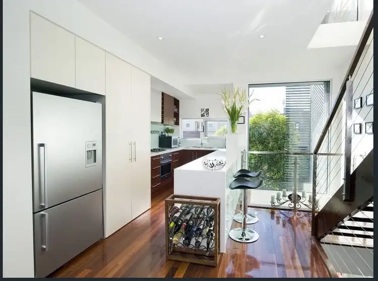 26 Redfern Road