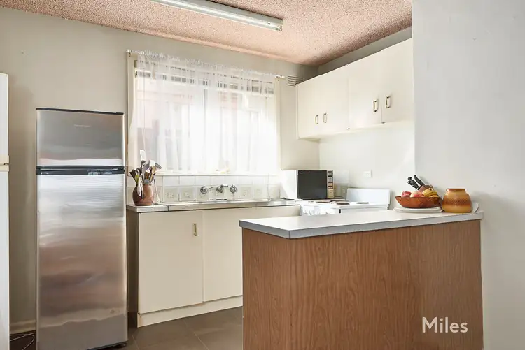 Third view of Homely apartment listing, 3/90 Yarralea Street, Alphington VIC 3078