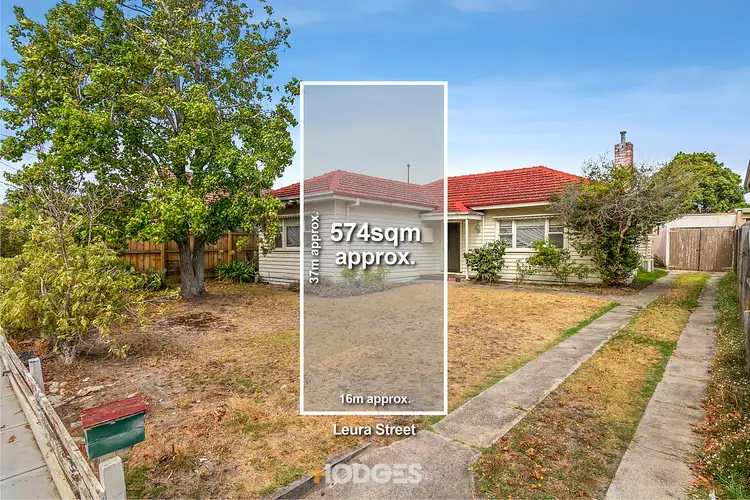 30 Leura Street, Murrumbeena VIC 3163