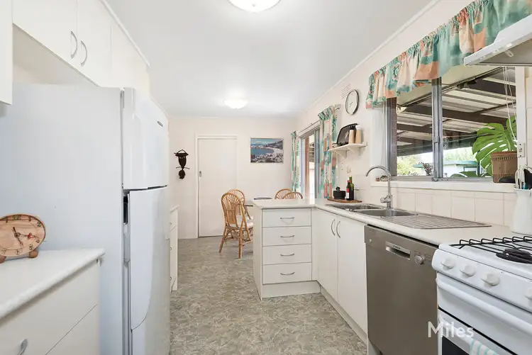 Fourth view of Homely house listing, 2 Manfred Street, Watsonia VIC 3087