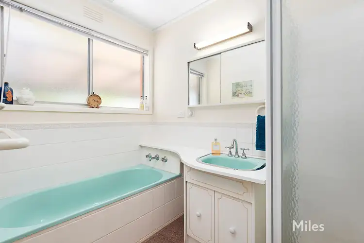 Sixth view of Homely house listing, 2 Manfred Street, Watsonia VIC 3087