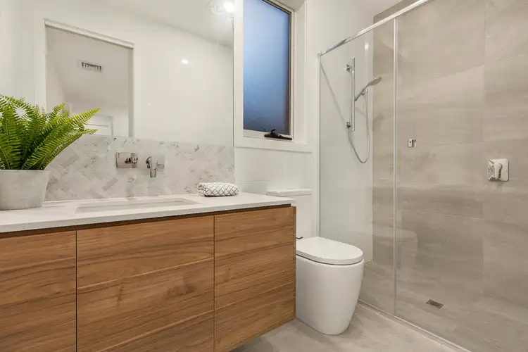 Sixth view of Homely townhouse listing, 2/12 Ernest Street, Blackburn VIC 3130