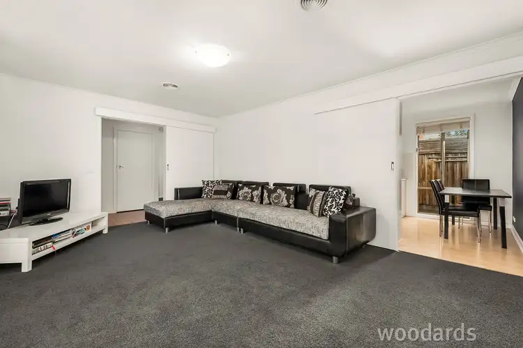 Second view of Homely unit listing, 2/9 Pascoe Avenue, Bentleigh VIC 3204