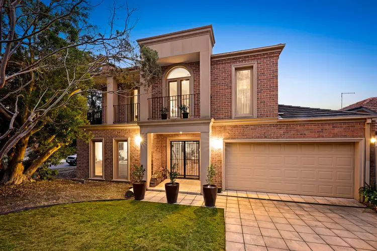 1 Rosedale Road, Glen Iris VIC 3146