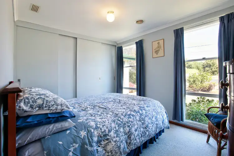 Fifth view of Homely house listing, 21 Anslow Street, Woodend VIC 3442