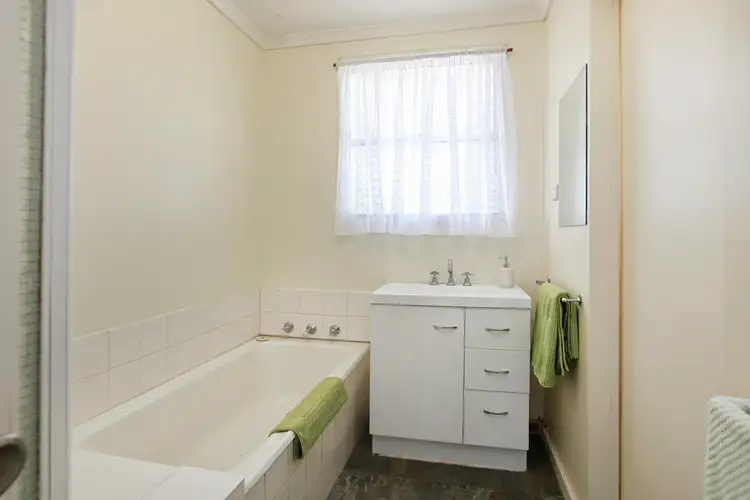 Sixth view of Homely house listing, 21 Anslow Street, Woodend VIC 3442