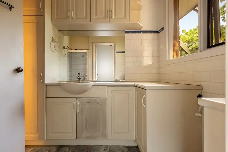 Fifth view of Homely unit listing, 2/19 Mimosa Avenue, Alfredton VIC 3350