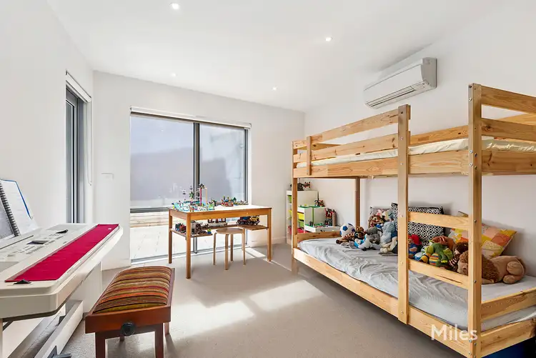 Fifth view of Homely townhouse listing, 3/18A Ivanhoe Parade, Ivanhoe VIC 3079