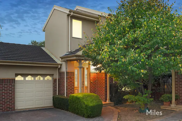 Main view of Homely townhouse listing, 5/92-94 Winston Road, Viewbank VIC 3084