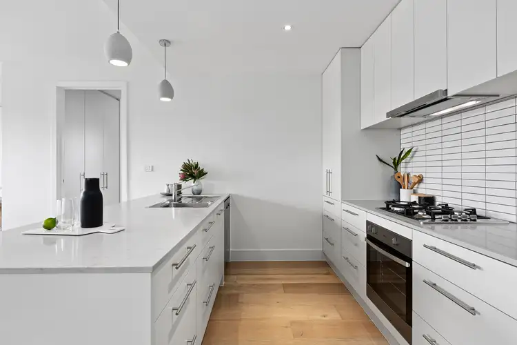 Third view of Homely apartment listing, 18/8-10 Durrant Street, Brighton VIC 3186