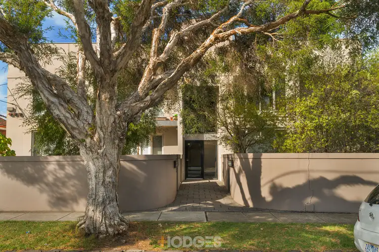 8/17 Masters Street, Caulfield VIC 3162