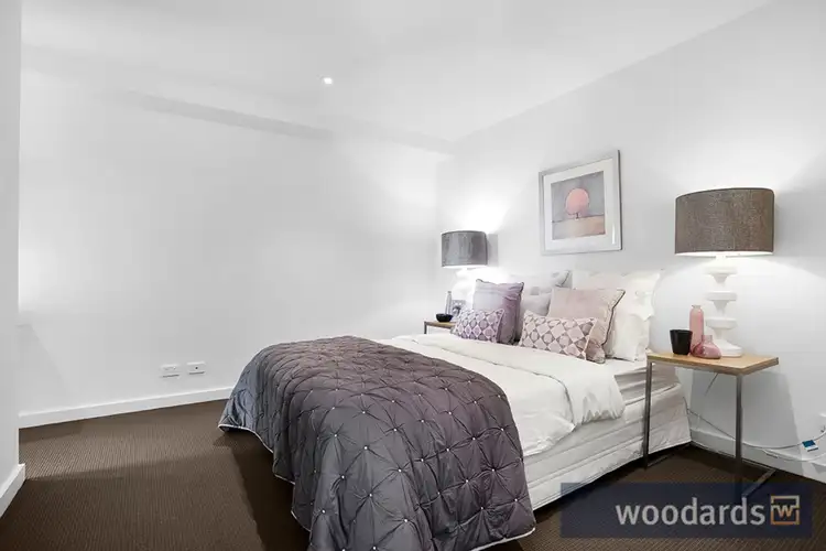 Second view of Homely apartment listing, 2/11 Claire Street, Mckinnon VIC 3204