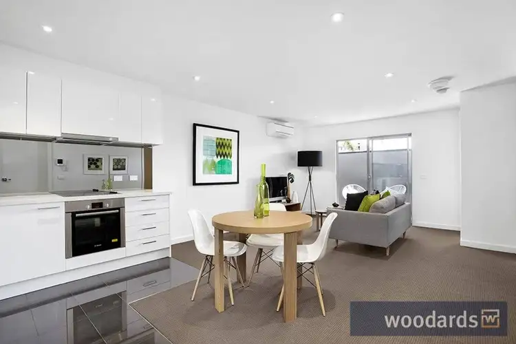 Fourth view of Homely apartment listing, 2/11 Claire Street, Mckinnon VIC 3204