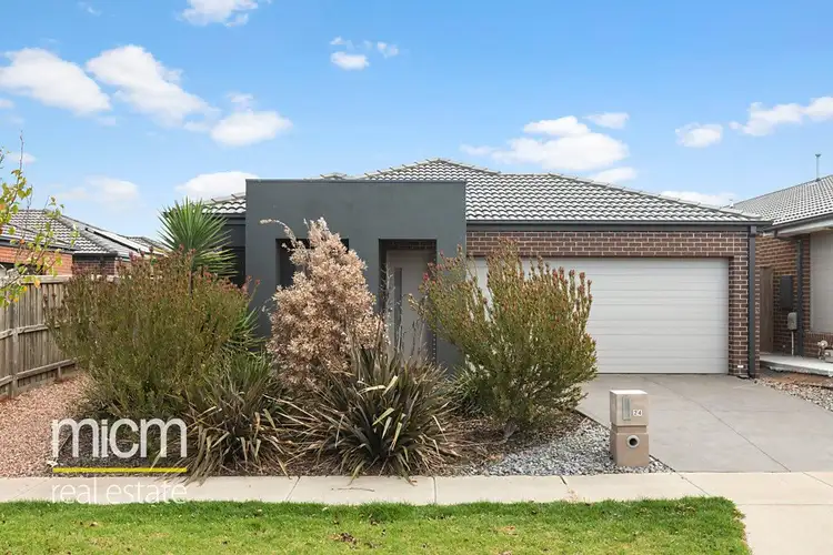 24 Warunda Parade, Point Cook VIC 3030