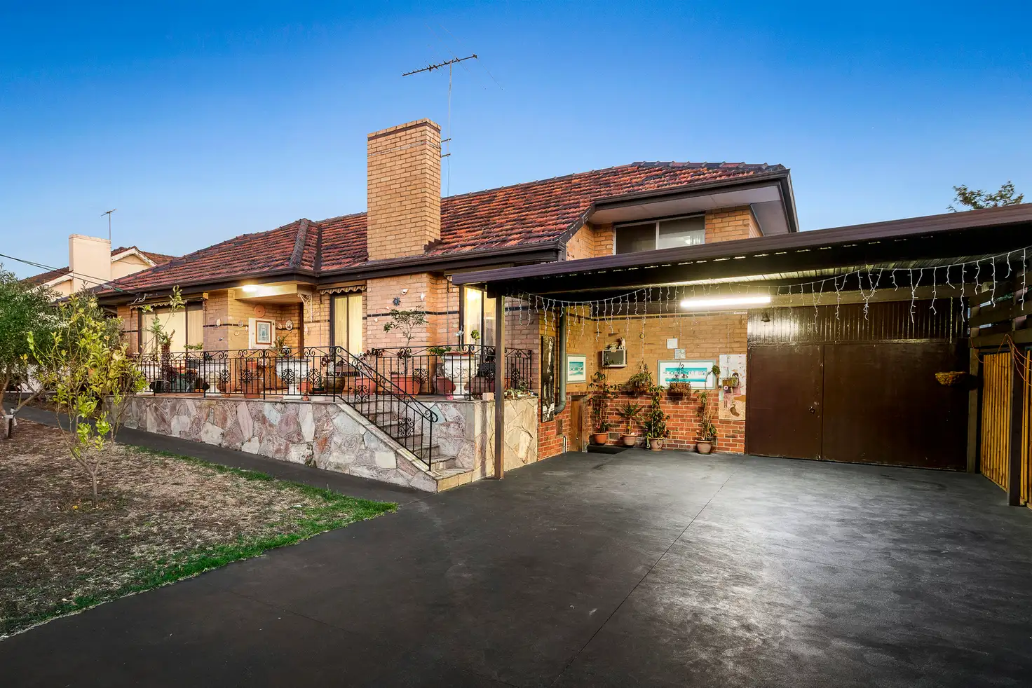 Main view of Homely house listing, 2 Barilla Road, Moorabbin VIC 3189