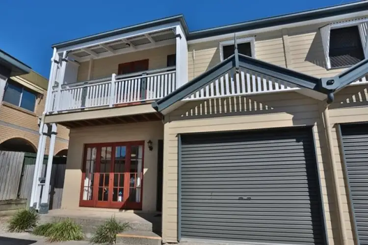 Main view of Homely townhouse listing, 3/17 Blake Street, Wooloowin QLD 4030