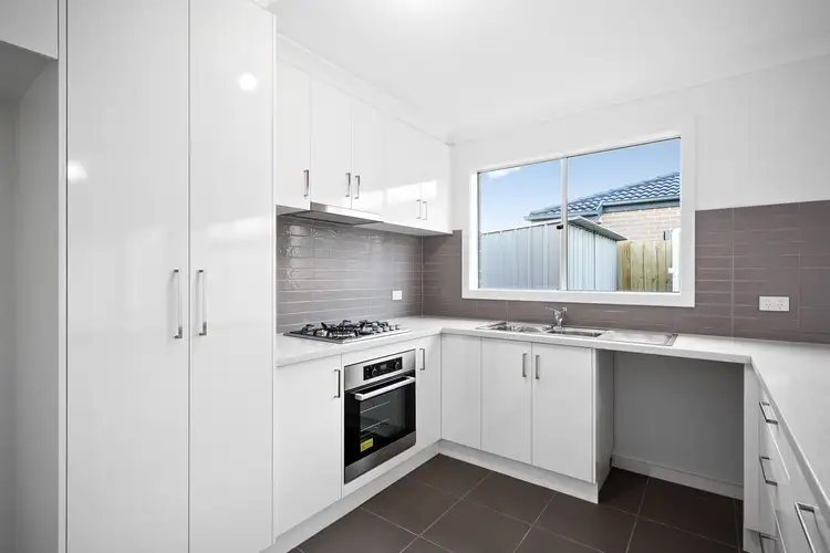 Second view of Homely unit listing, 3 Woodlet Place, Pakenham VIC 3810