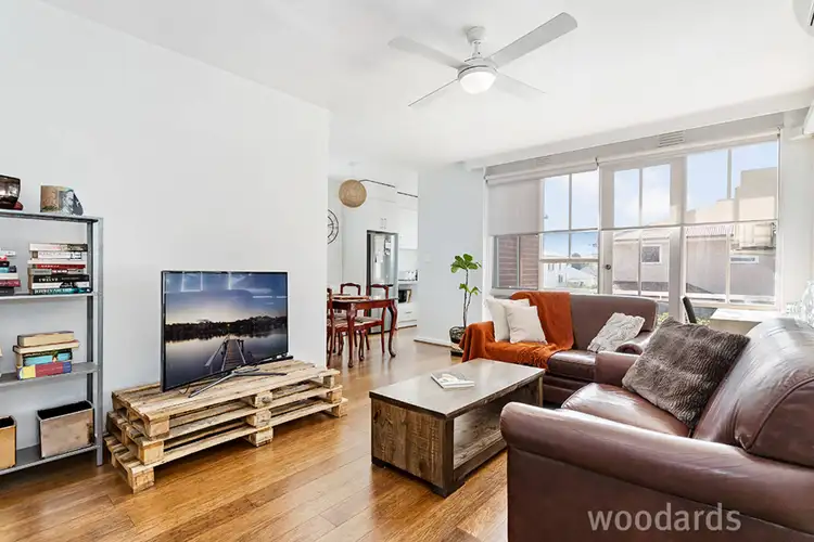 Main view of Homely apartment listing, 7/127 Riversdale Road, Hawthorn VIC 3122