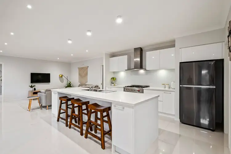 3 Kiora Avenue, Doreen VIC 3754