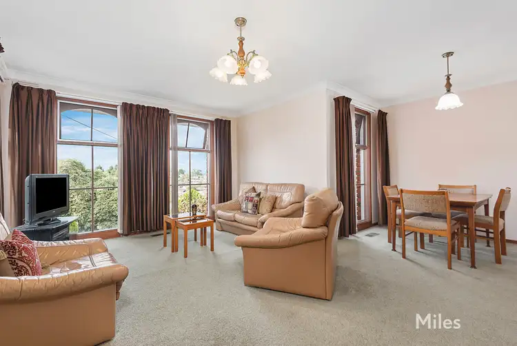 Second view of Homely house listing, 4 Crawley Court, Viewbank VIC 3084