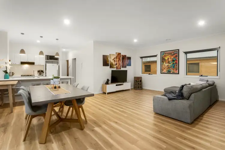 12/19 Vaughan Crescent, Kew VIC 3101