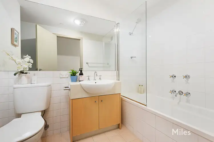 Sixth view of Homely apartment listing, 2/82-84 Mount Street, Heidelberg VIC 3084