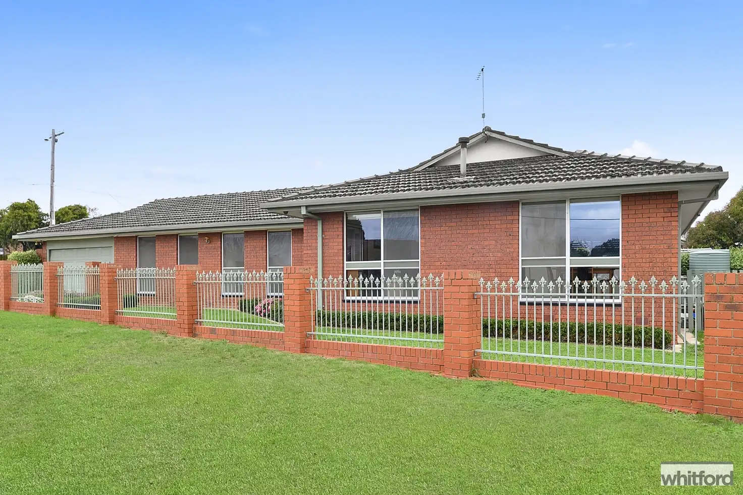 Main view of Homely house listing, 10 Raydon Court, Grovedale VIC 3216