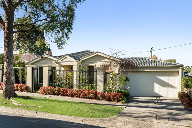 44 Swayfield Road, Mount Waverley VIC 3149