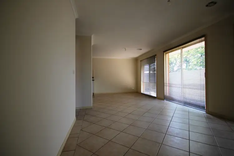 Fifth view of Homely unit listing, 38 Elinda Place, Reservoir VIC 3073