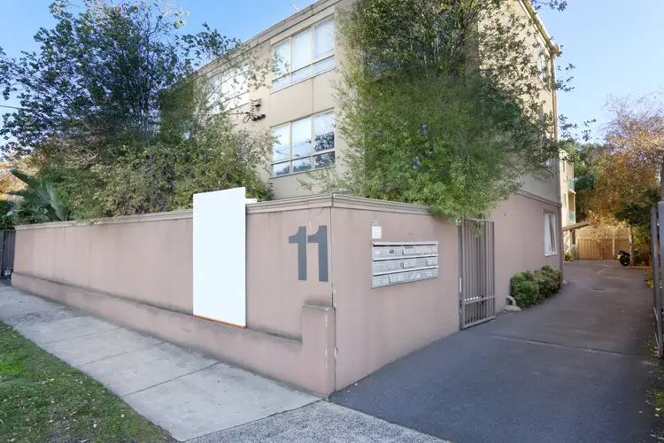 11/11 Kooyong Road, Armadale VIC 3143