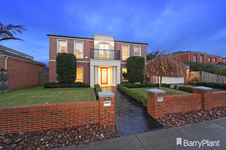 77 Langhorne Crescent, Rowville VIC 3178