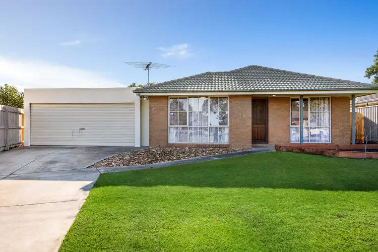 Second view of Homely house listing, 5 Cyprus Place, Pakenham VIC 3810