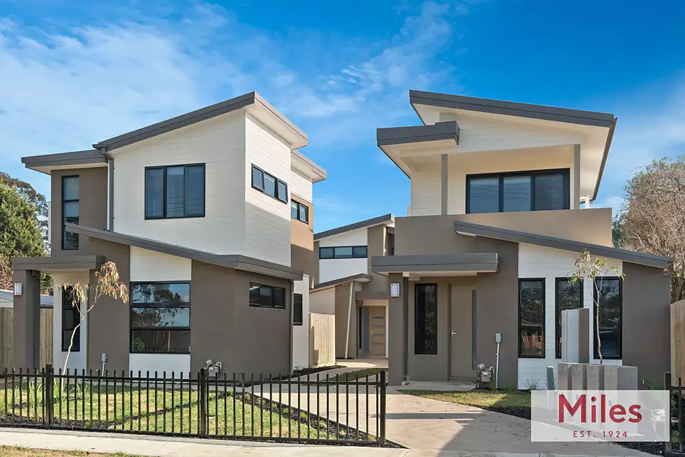 Main view of Homely townhouse listing, 2/1 Timor  Parade, Heidelberg West VIC 3081