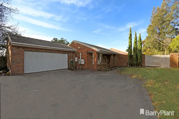 32 Taylors Lane, Rowville VIC 3178