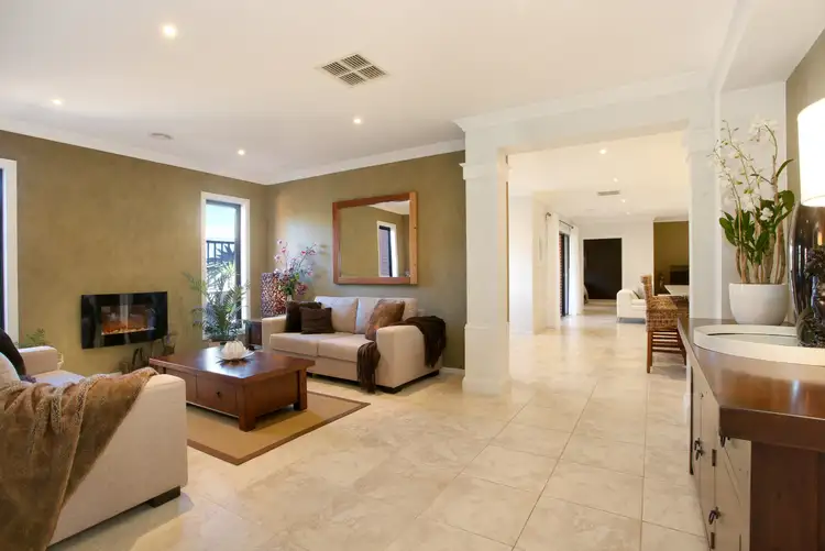 Sixth view of Homely house listing, 2 Illawarra Place, Rosebud VIC 3939