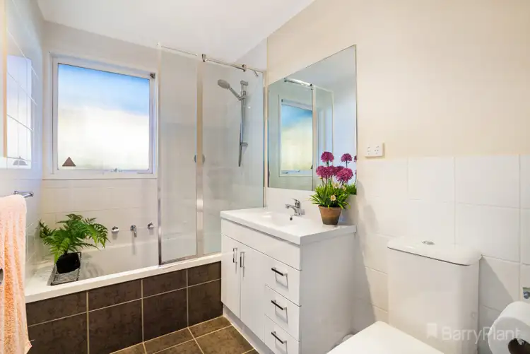 Fifth view of Homely house listing, 20 Donaldson Drive, Broadford VIC 3658